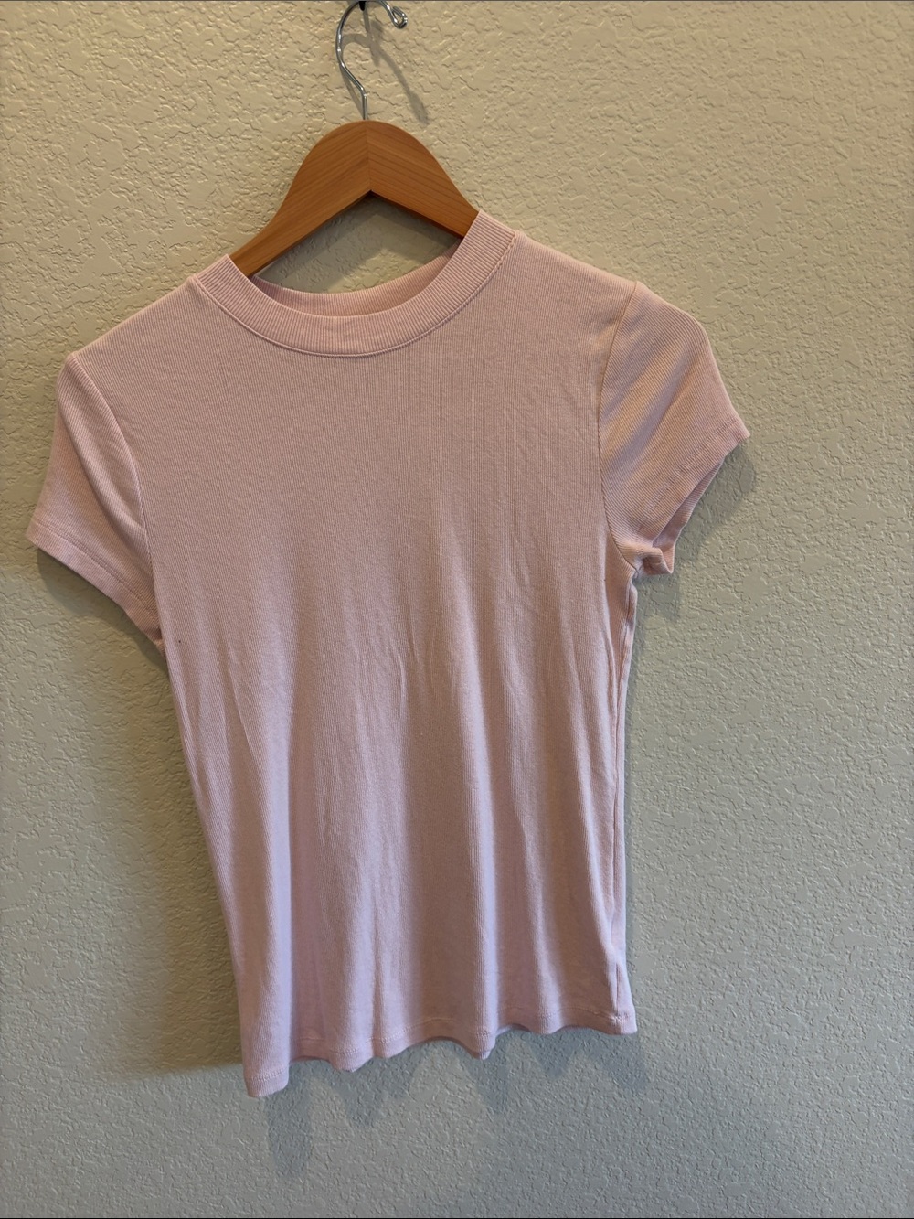 a new day Short Sleeve Crewneck Tee - Pale Pink